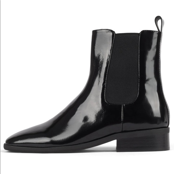 Jeffrey Campbell Shoes - Jeffrey Campbell Emry’s Chelsea boots 8.5